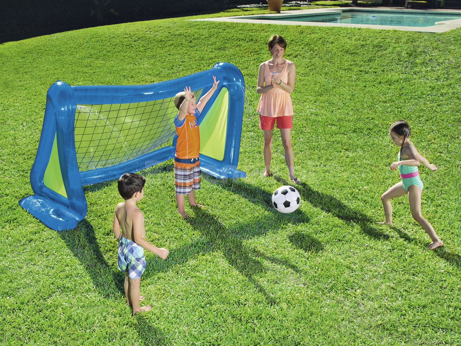 Dmuchana bramka do gry w piłkę 254 x 112 x 130 cm Bestway 52215